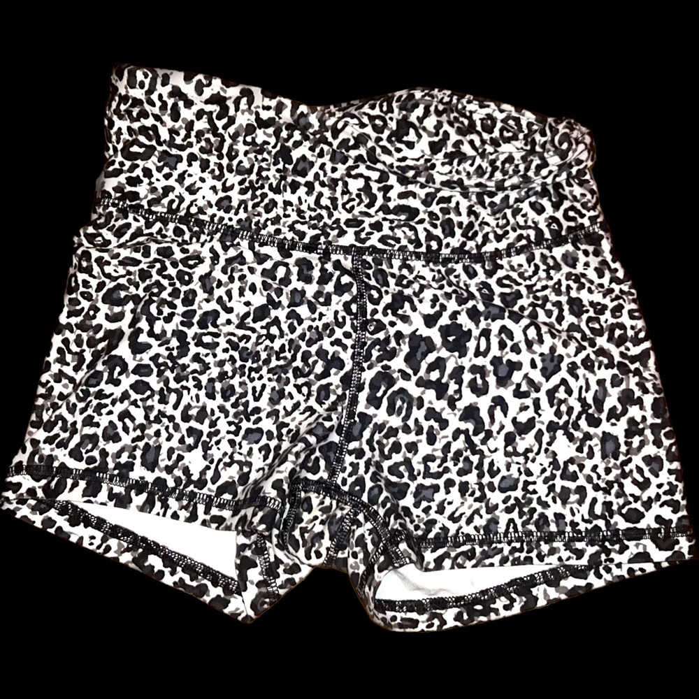 Shorts 🐆🐆